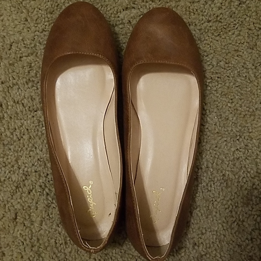 Womens flats
